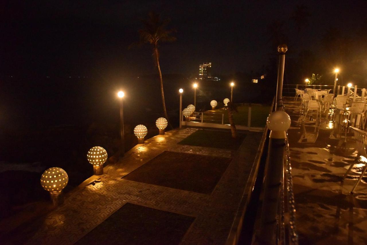 New Ocean Hill Hotel Hikkaduwa Zewnętrze zdjęcie